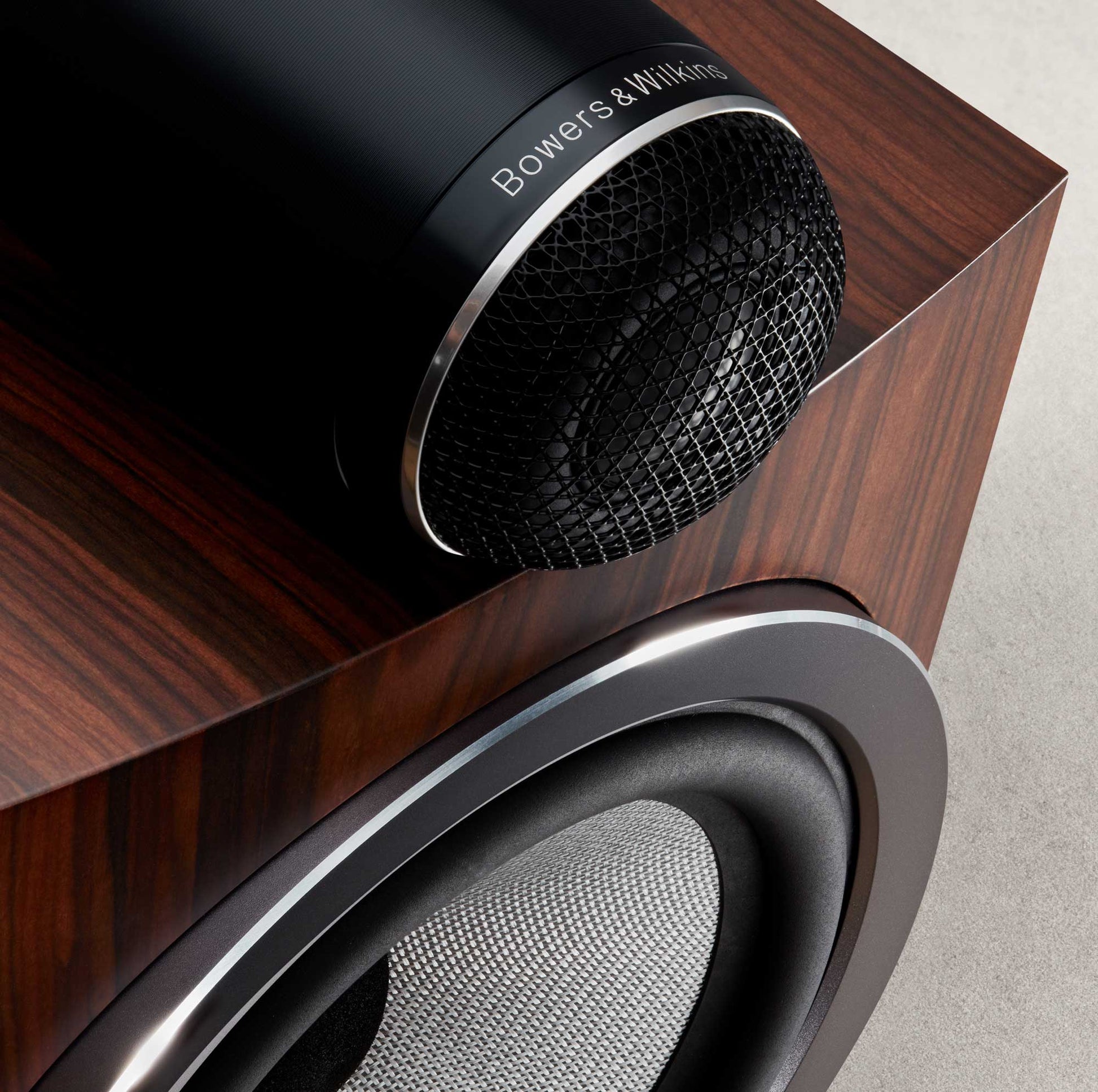 Bowers & Wilkins 705 S3 Mocha Detail