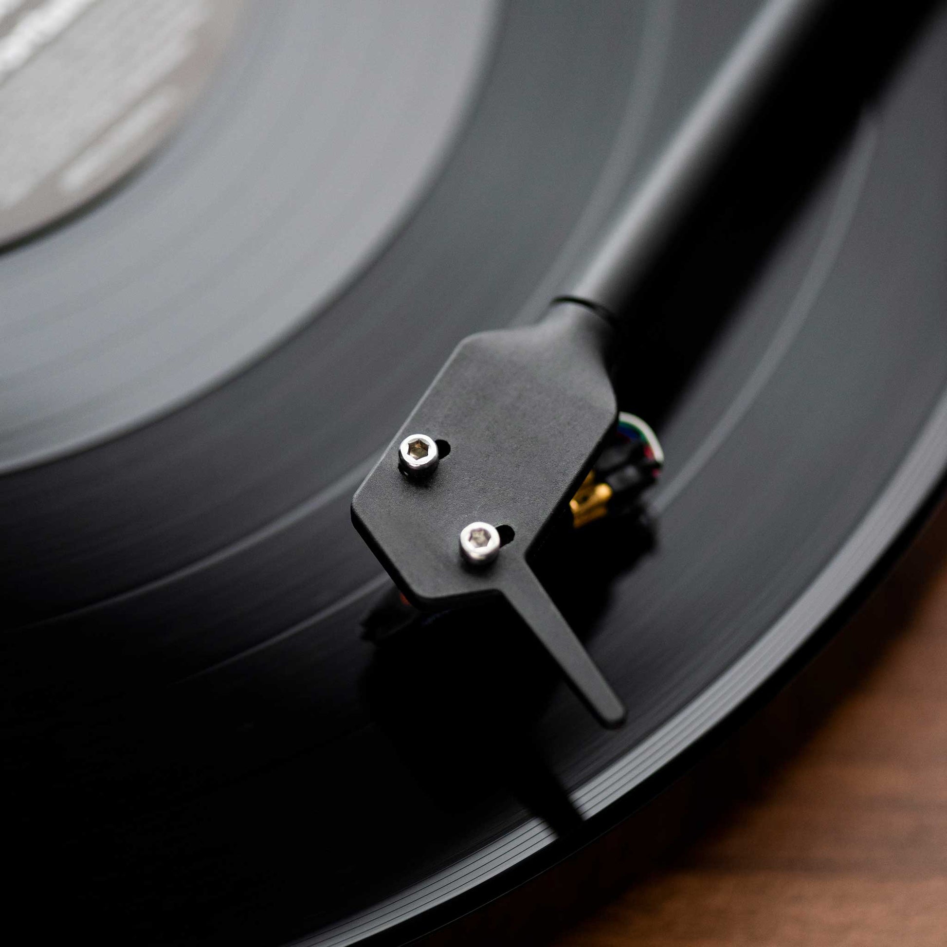 Pro-Ject E1 Turntable Detail