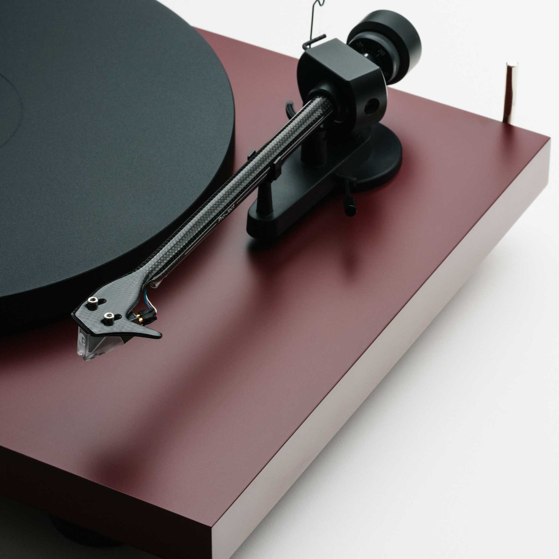 Pro-Ject Debut Evo 2 Satin Wine Red Carbon Tonearm