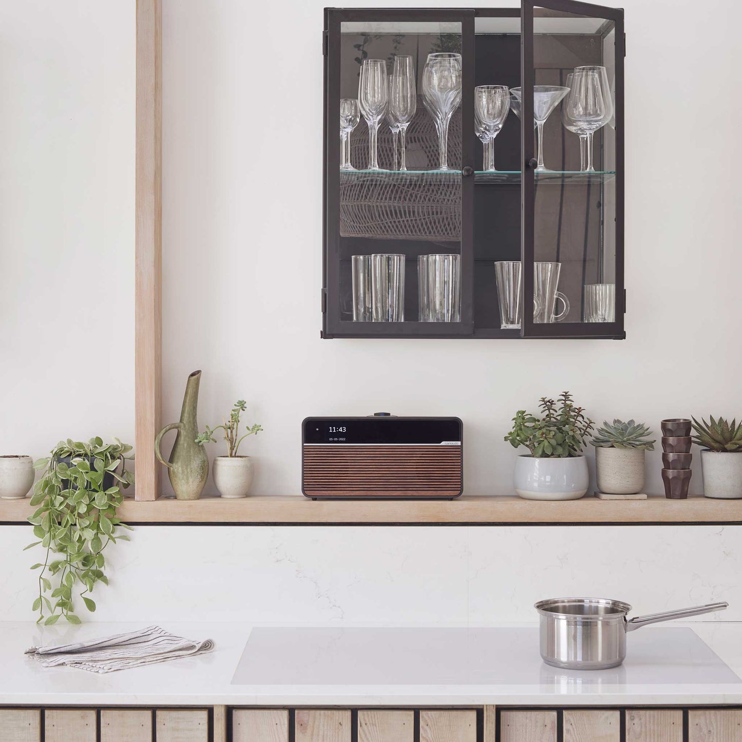 Ruark Audio R2 MK4 Espresso Shelf