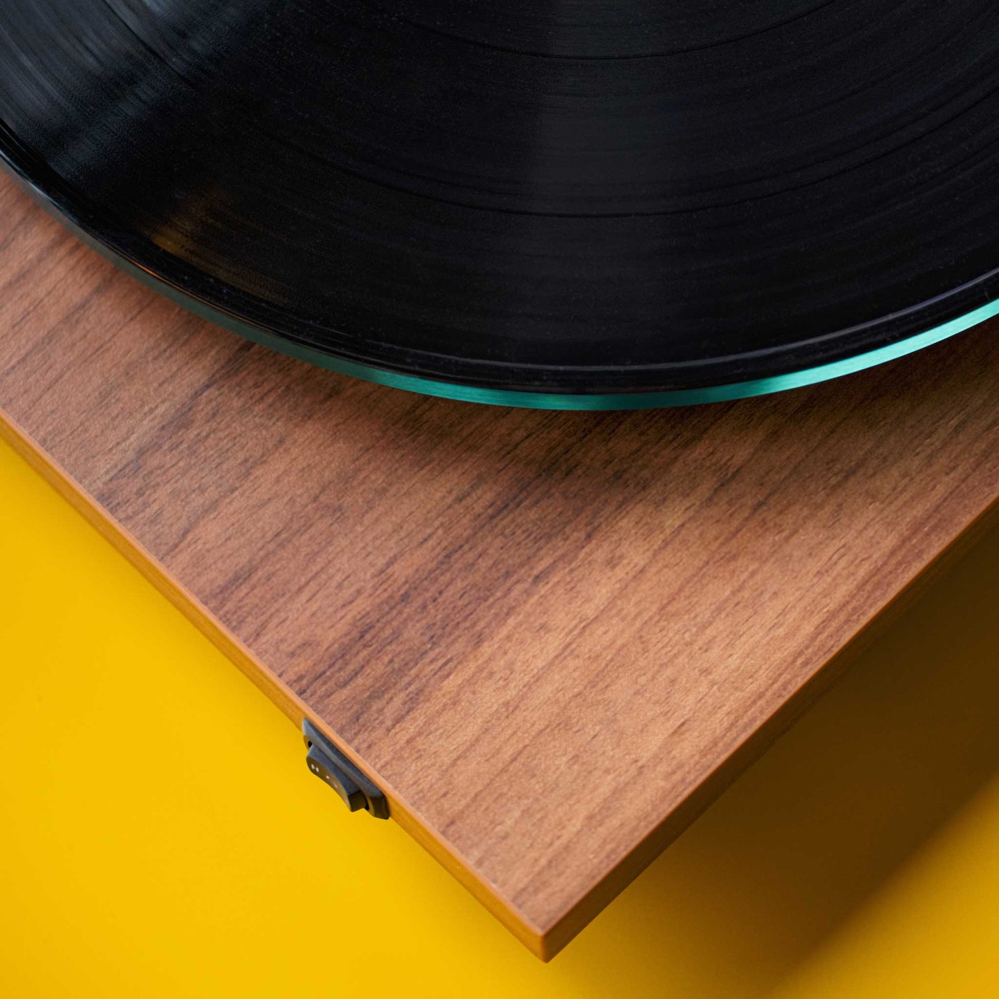 Pro-Ject T2 Walnut