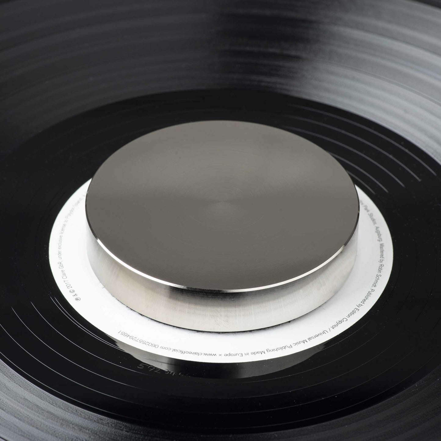 Pro-Ject Record Puck PRO on record