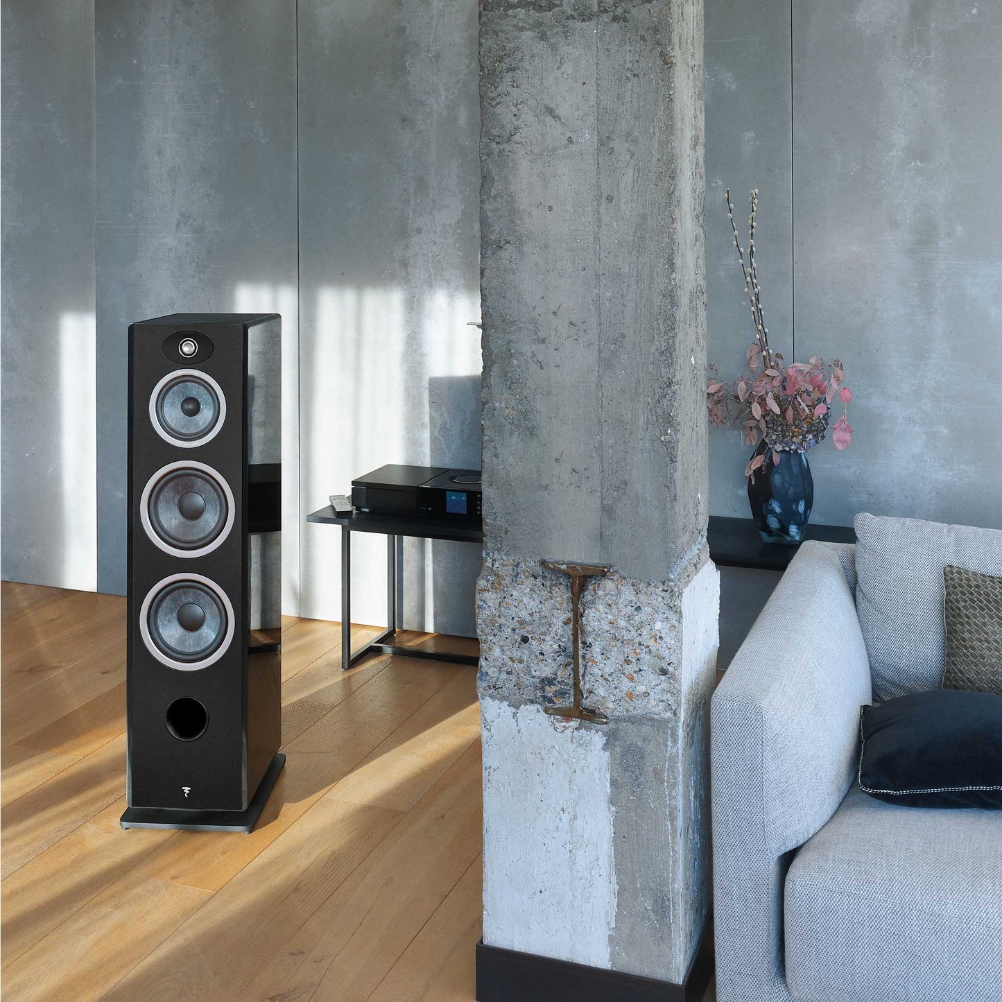 Naim Uniti Star Room Setting